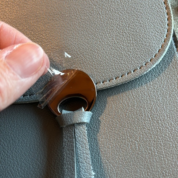 Crossbody bag **NEW** 4.5"x7" Gray - Picture 7 of 10